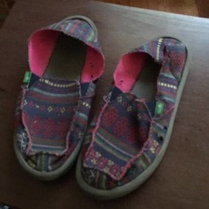 Sanuk sandals . Multi color